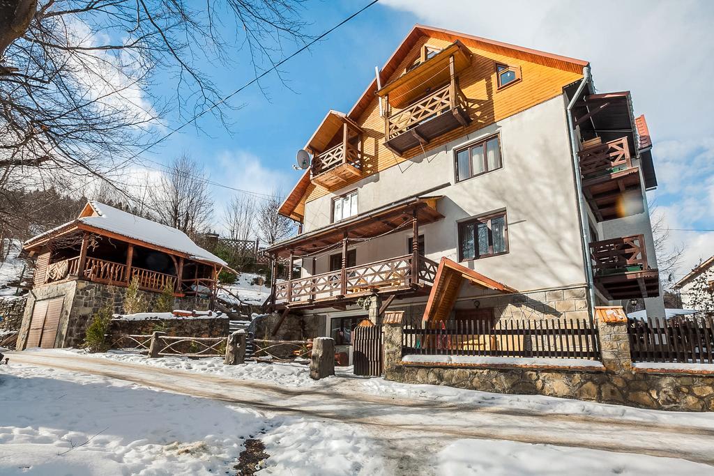 Vatra Hotel Yaremche Luaran gambar